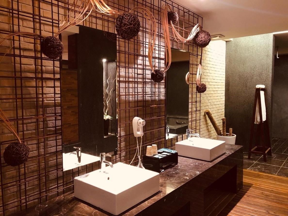تايتشونغ Hip Spa Motel المظهر الخارجي الصورة